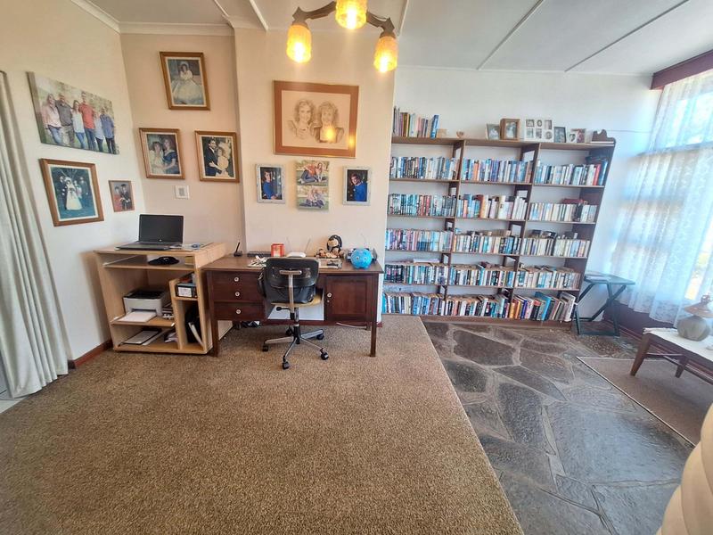 3 Bedroom Property for Sale in Albertinia Western Cape